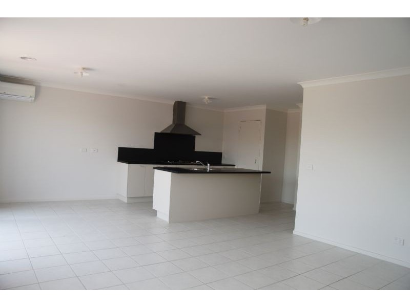 4 Vive Street, Tarneit VIC 3029