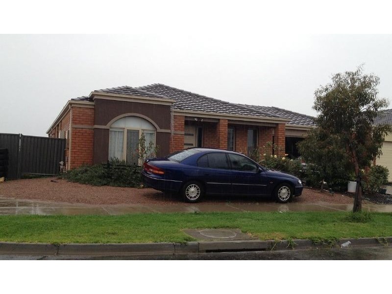 7 Clairview Road, Deer Park VIC 3023