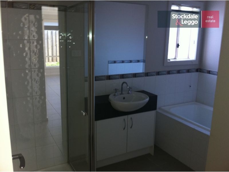 25 Phillip Drive, Wyndham Vale VIC 3024