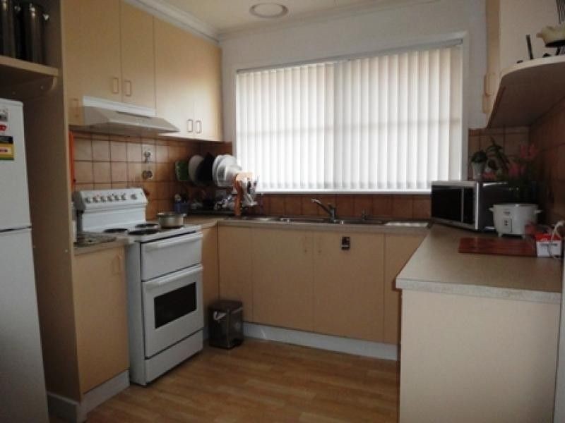 8 Julian Street, Werribee VIC 3030