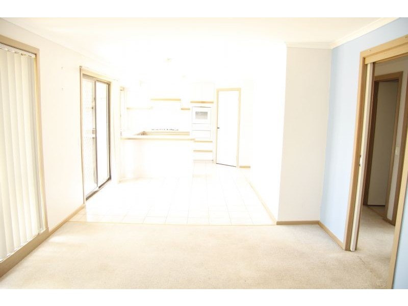 24 Kathleen Crescent, Hoppers Crossing VIC 3029