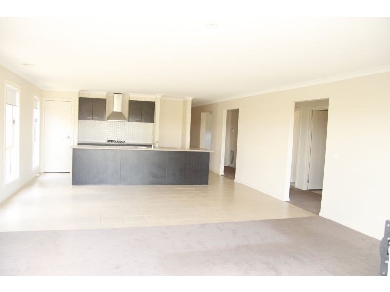 24 Circuit Drive, Truganina VIC 3029