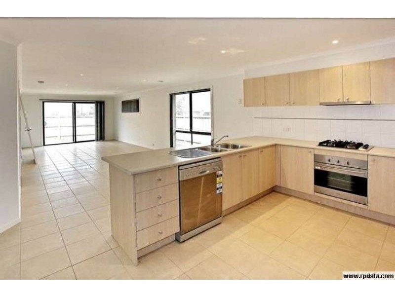 36 Edmund Drive, Tarneit VIC 3029