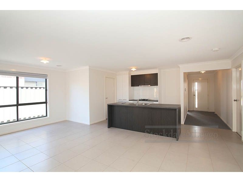 142 Riversdale Drive, Tarneit VIC 3029