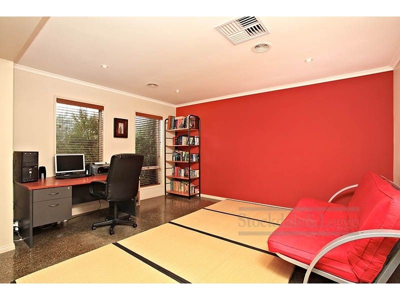 35 Menzies Avenue, Point Cook VIC 3030
