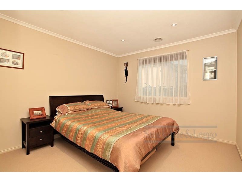 35 Menzies Avenue, Point Cook VIC 3030