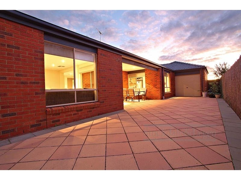 35 Menzies Avenue, Point Cook VIC 3030