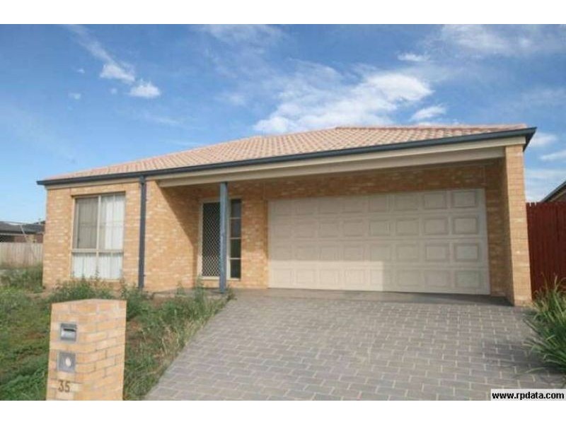 35 Parklea Way, Tarneit VIC 3029