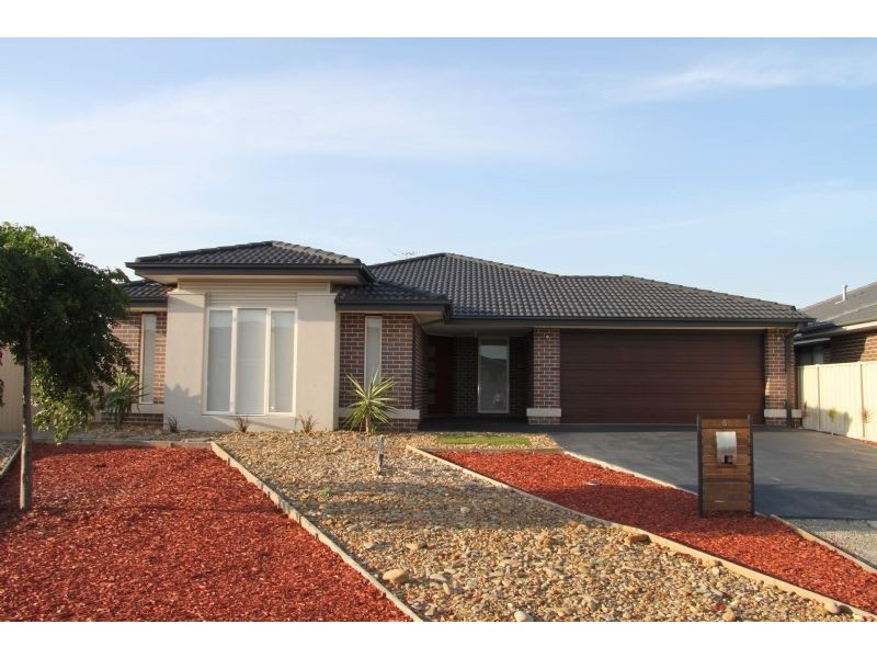 5 Nevis Place, Taylors Hill VIC 3037