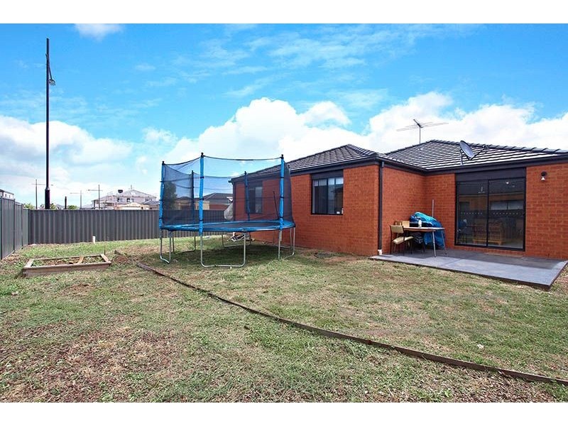 2 Yaralla Street, Tarneit VIC 3029