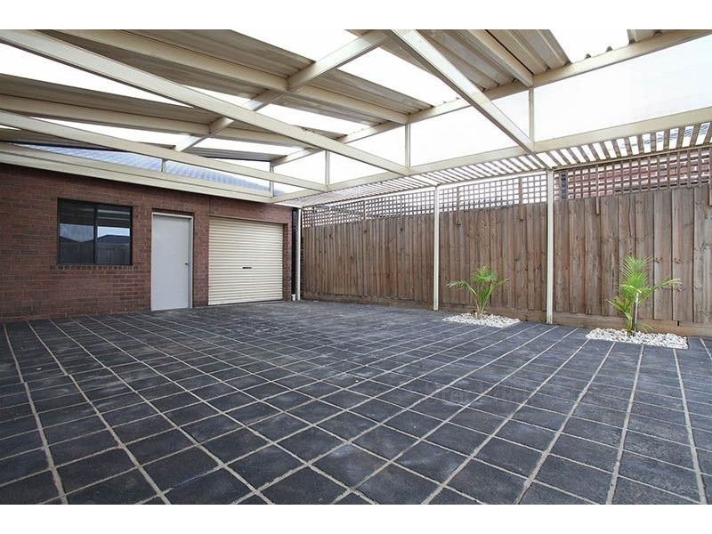 5 Saddle Wynd, Truganina VIC 3029