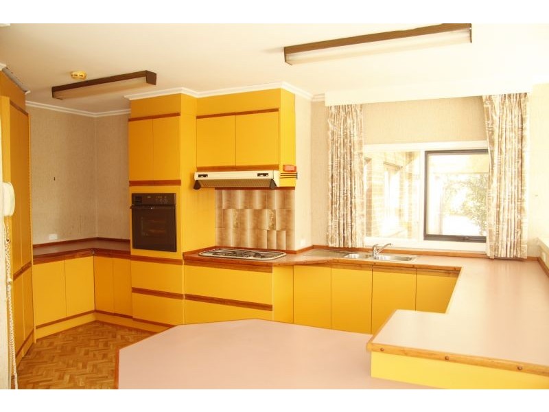 24 Thorpe Ave, Hoppers Crossing VIC 3029