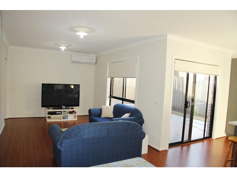 2/58 Torita Way, Truganina VIC 3029