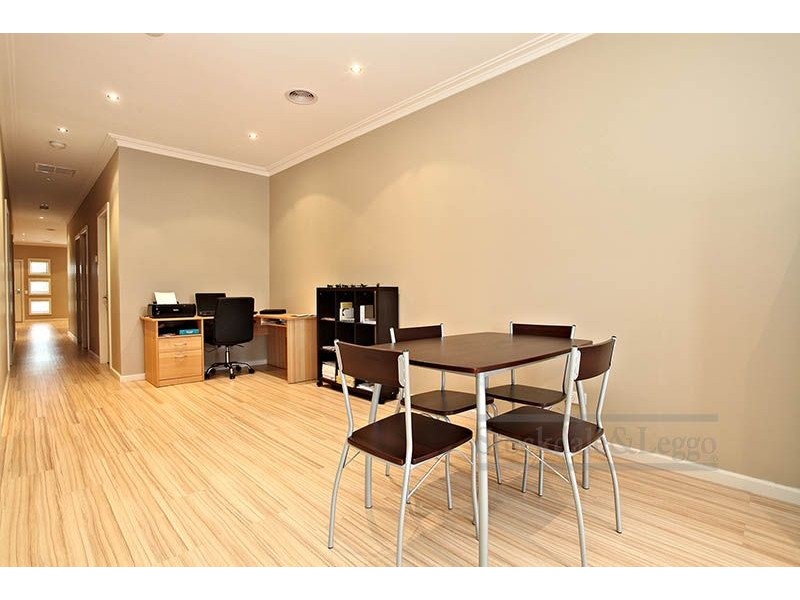 2/77 Honour Avenue, Wyndham Vale VIC 3024