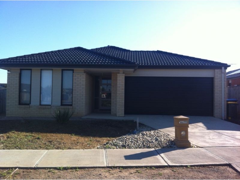 8 Juliet Avenue, Tarneit VIC 3029