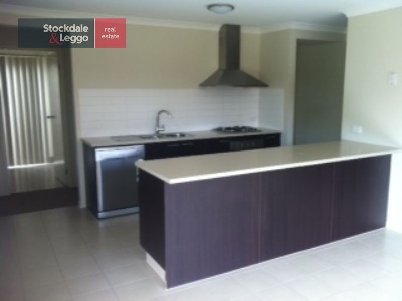 12 Addison Ave, Tarneit VIC 3029