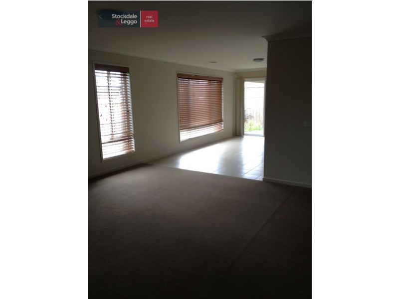 12 Addison Ave, Tarneit VIC 3029