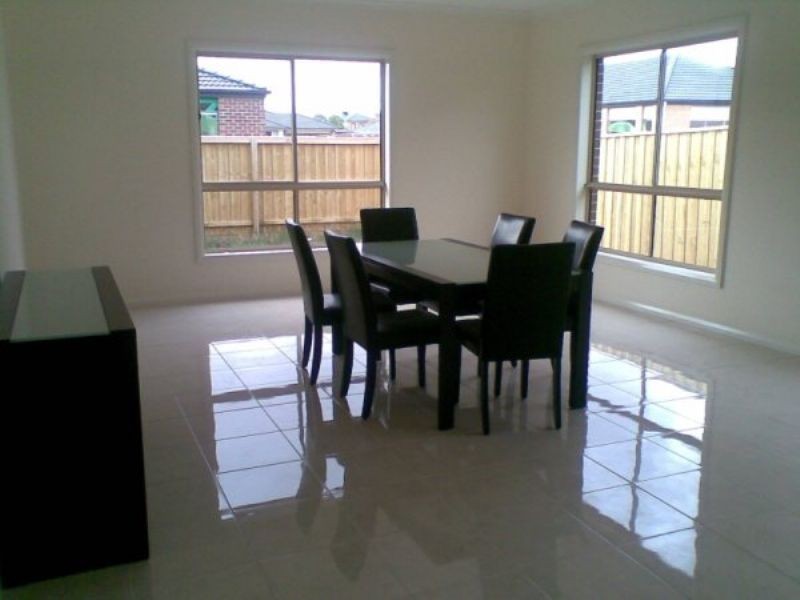 27 Verona Avenue, Tarneit VIC 3029