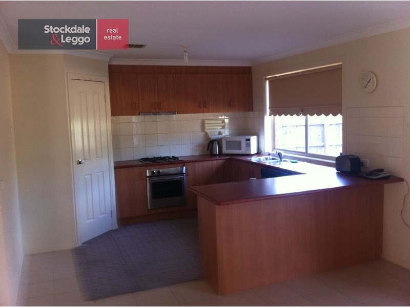 8 Hayley Street, Hoppers Crossing VIC 3029