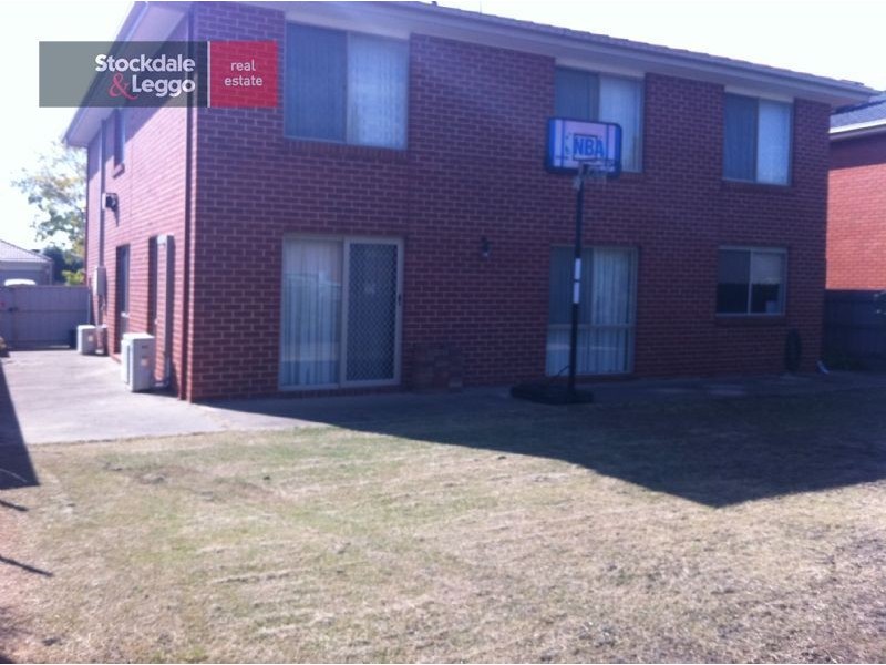 8 Hayley Street, Hoppers Crossing VIC 3029