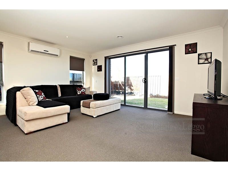 16 Field Street, Wyndham Vale VIC 3024