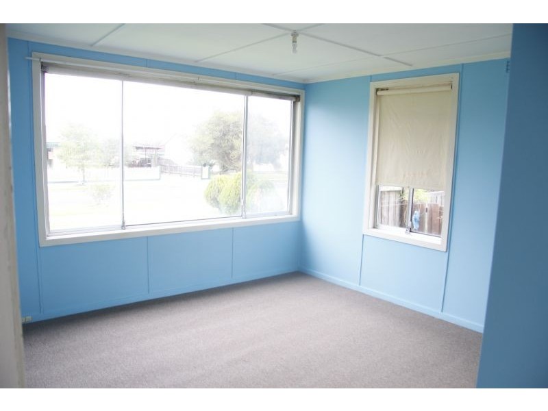 1 McNamara Rd, Laverton VIC 3028