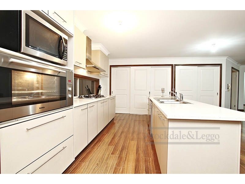 7 Carisbrook Circuit, Truganina VIC 3029