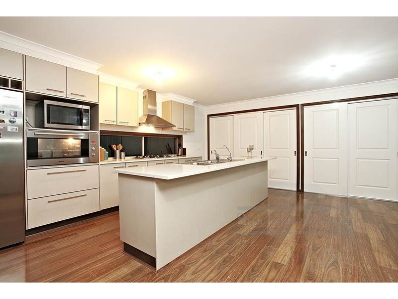 7 Carisbrook Circuit, Truganina VIC 3029