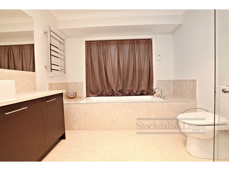 7 Carisbrook Circuit, Truganina VIC 3029