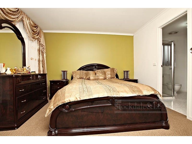 4 Alsace Avenue, Hoppers Crossing VIC 3029