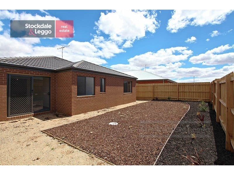 142 Riversdale Drive, Tarneit VIC 3029