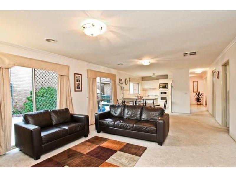 12 Franklin Boulevard, Hoppers Crossing VIC 3029