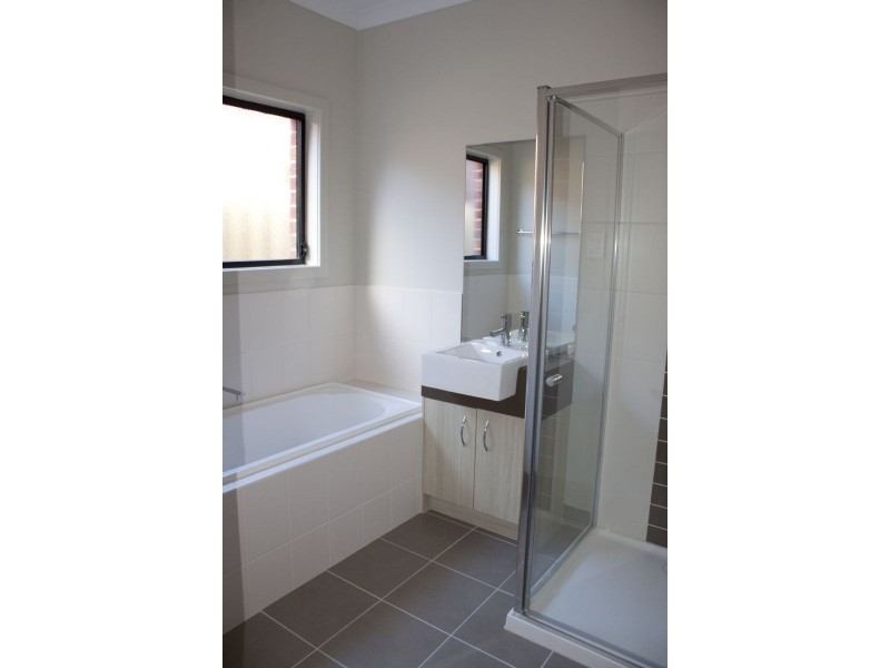 6/49-55 Rosella Ave, Werribee VIC 3030