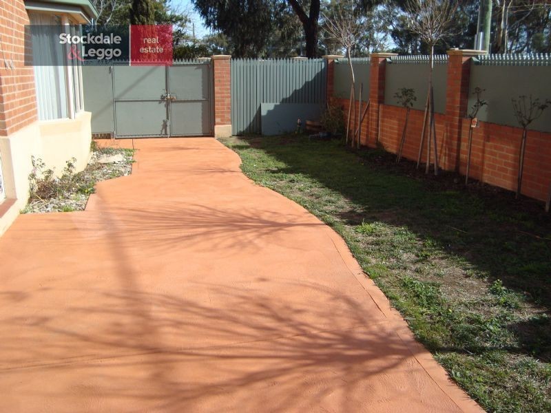 1/207 Watton Street, Werribee VIC 3030