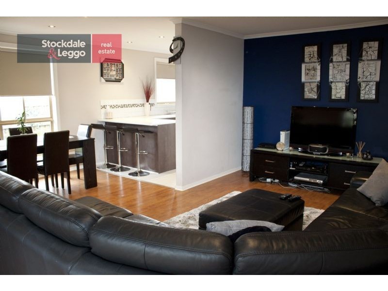 1/83 Hogans Road, Hoppers Crossing VIC 3029