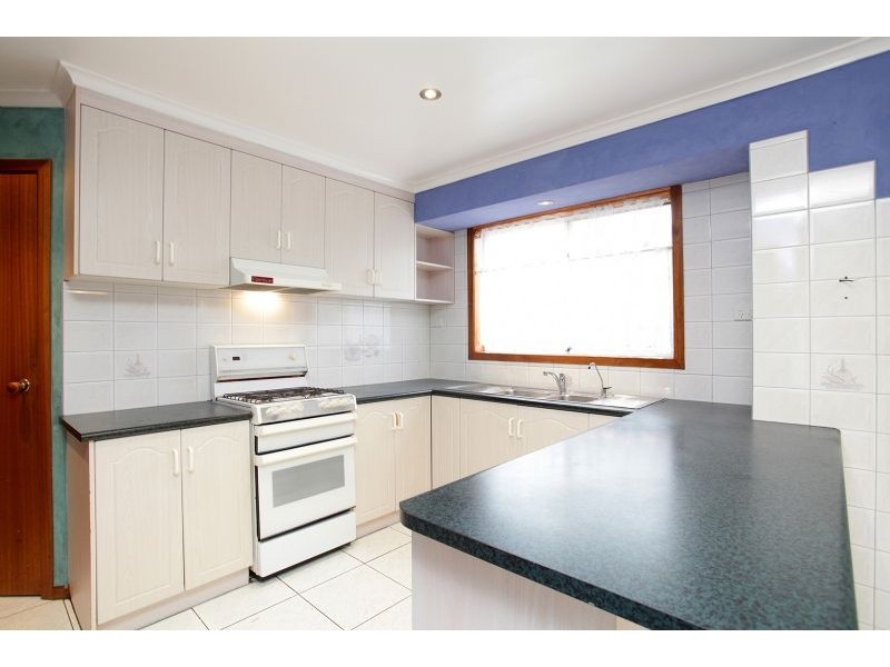 30 Thames Boulevard, Werribee VIC 3030