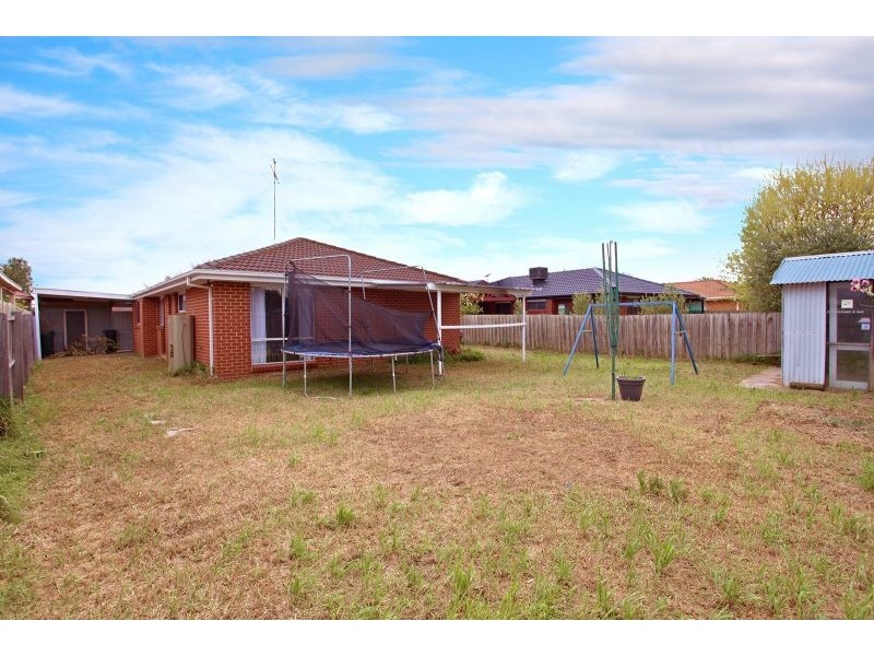 30 Thames Boulevard, Werribee VIC 3030