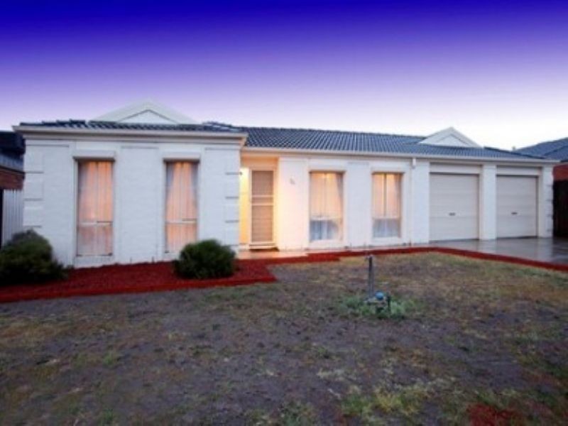 20 Dunfermline Way, Point Cook VIC 3030