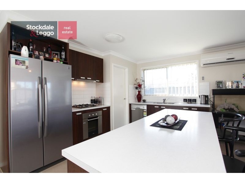 45 Hummingbird Blvd, Tarneit VIC 3029