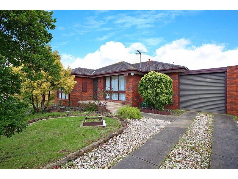 10 Milton Drive, Wyndham Vale VIC 3024