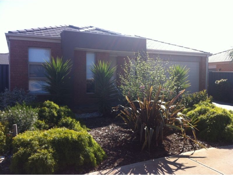15 Circuit Drive, Truganina VIC 3029