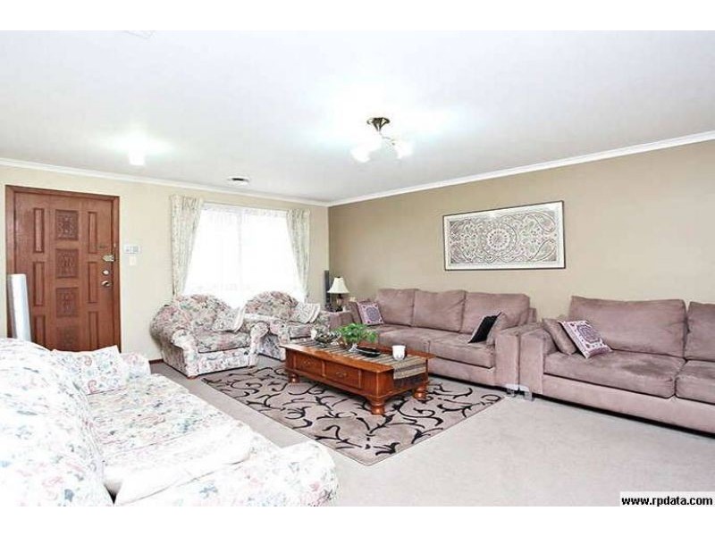 5 Songlark Crescent, Werribee VIC 3030