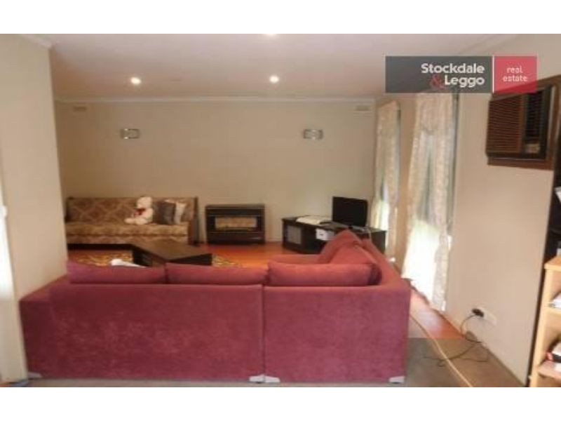 8 Whiton Grove, Wyndham Vale VIC 3024