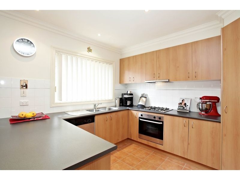 2/20 Cootamundra Court, Werribee VIC 3030