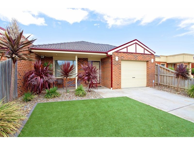 2/20 Cootamundra Court, Werribee VIC 3030