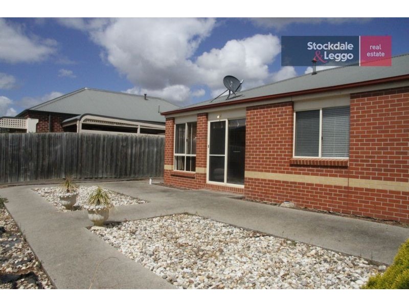 13 Lonsdale Circuit, Hoppers Crossing VIC 3029