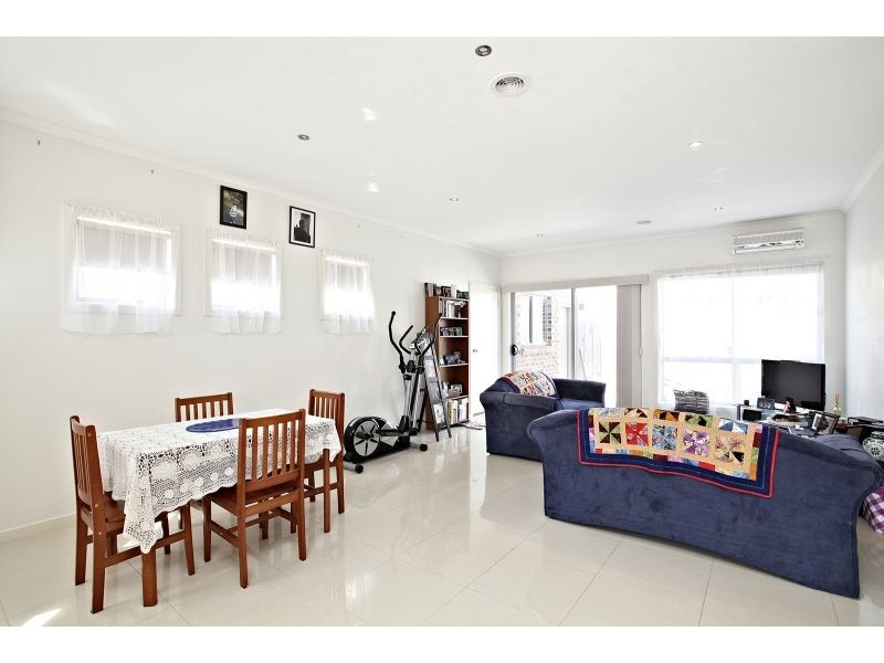 1/12 Vassar Court, Truganina VIC 3029