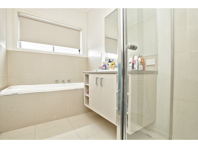 1/12 Vassar Court, Truganina VIC 3029