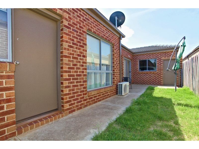 1/12 Vassar Court, Truganina VIC 3029
