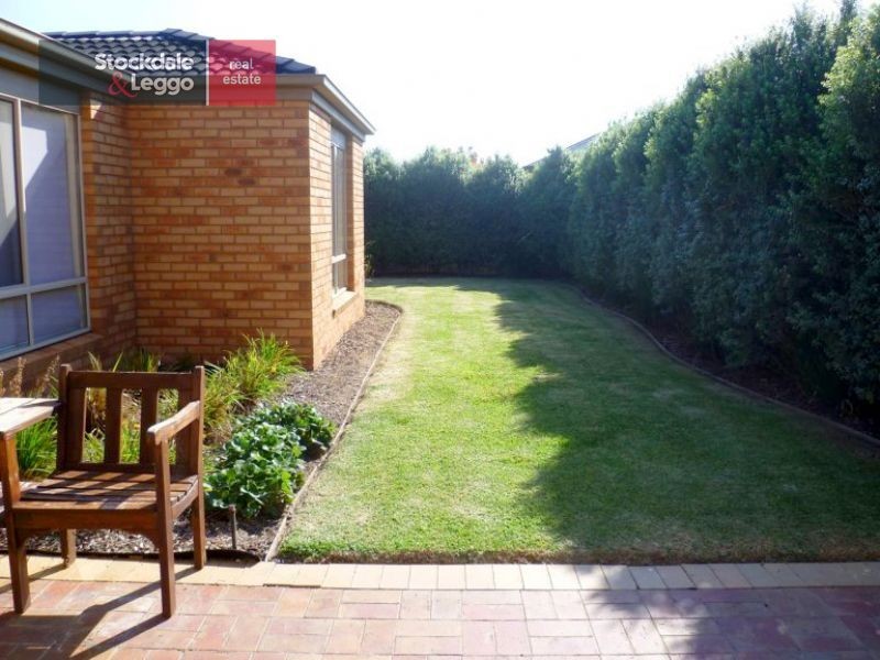 27 Blossom Lane, Werribee VIC 3030